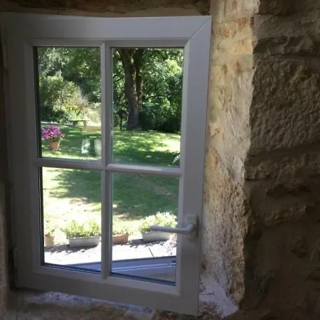 House Taillefer Bas בית נופש מרטל